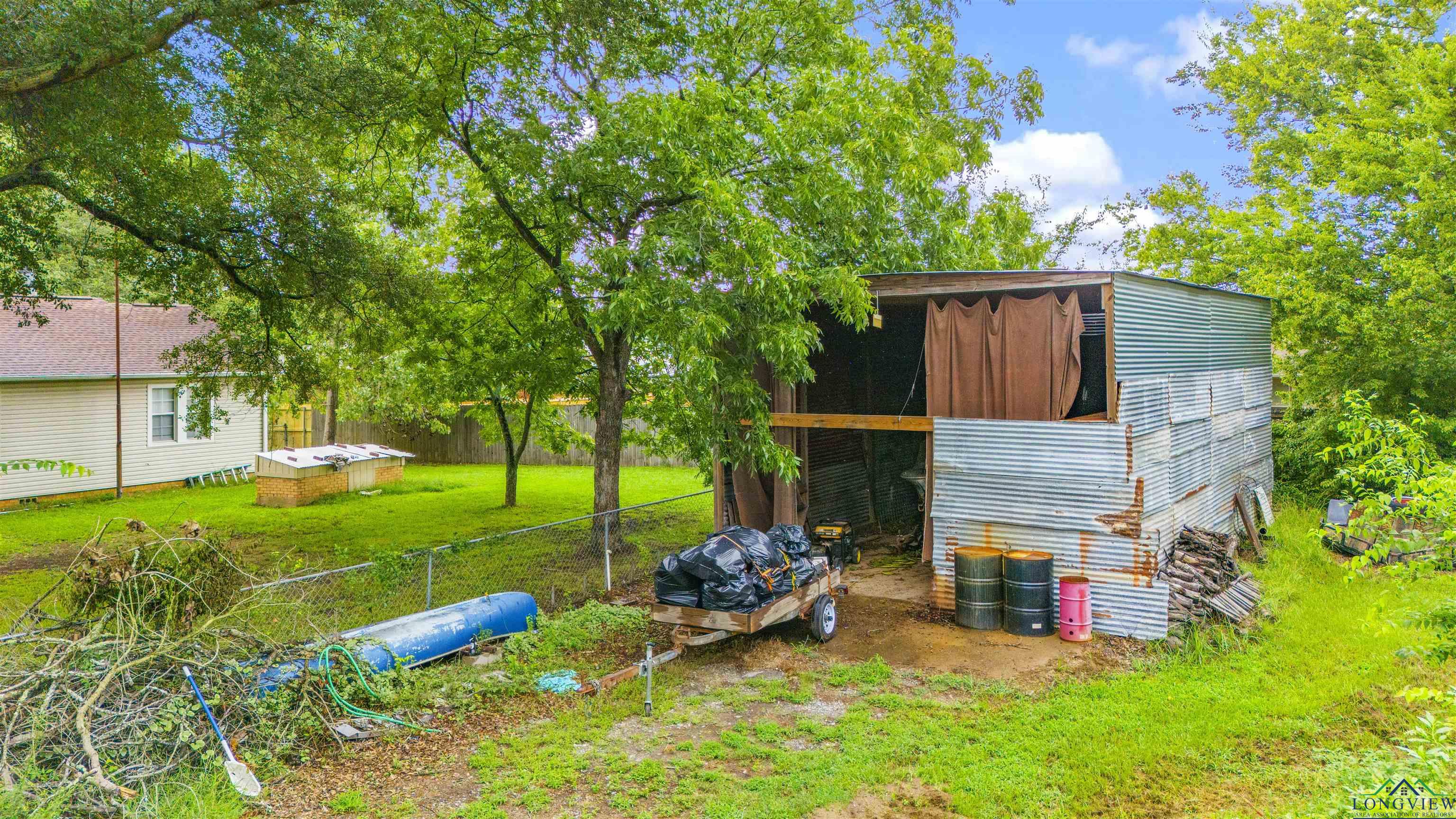 2802 Page Rd, Longview, Texas image 17