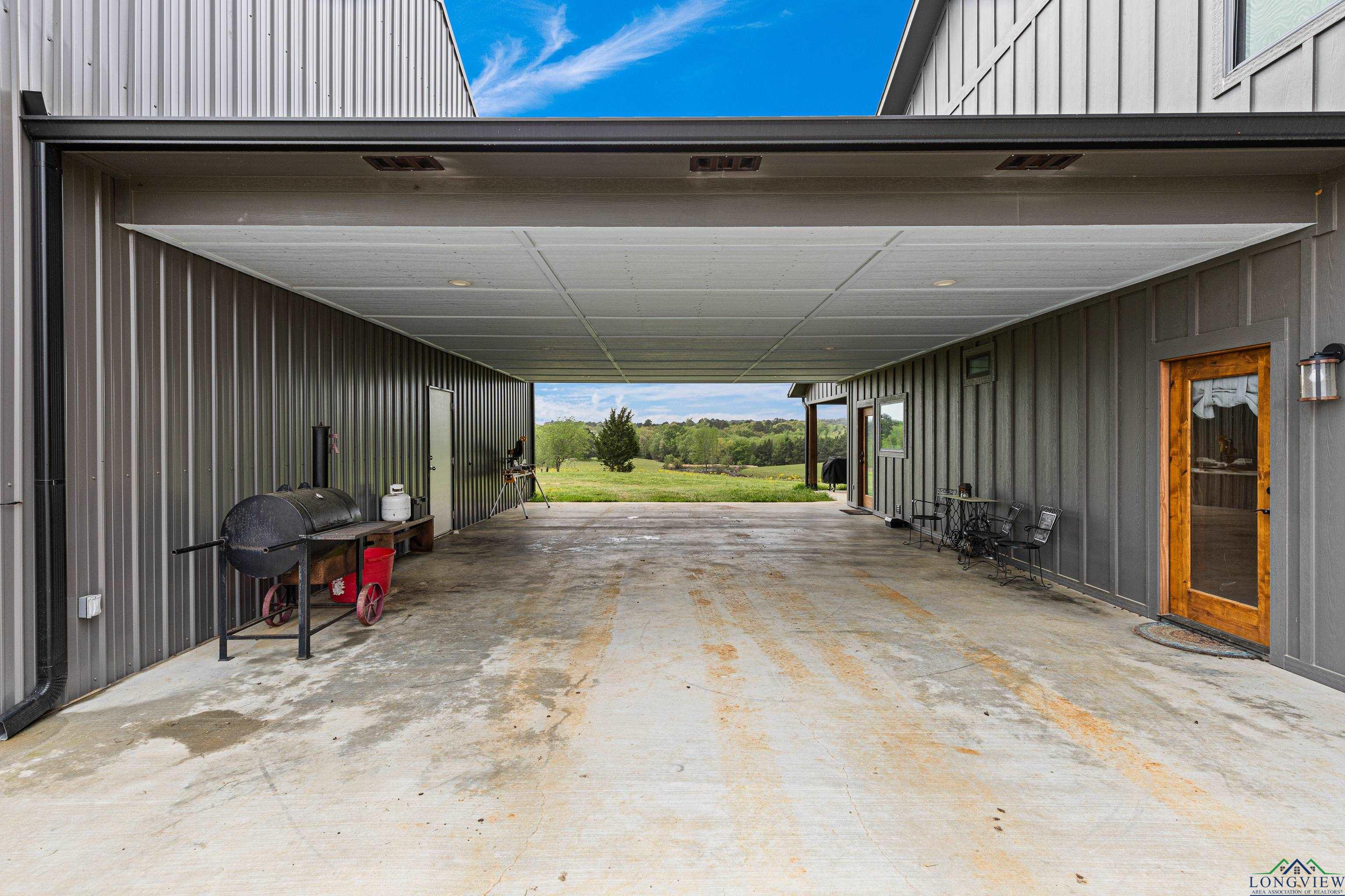 3023 Ironwood Rd, Gilmer, Texas image 2