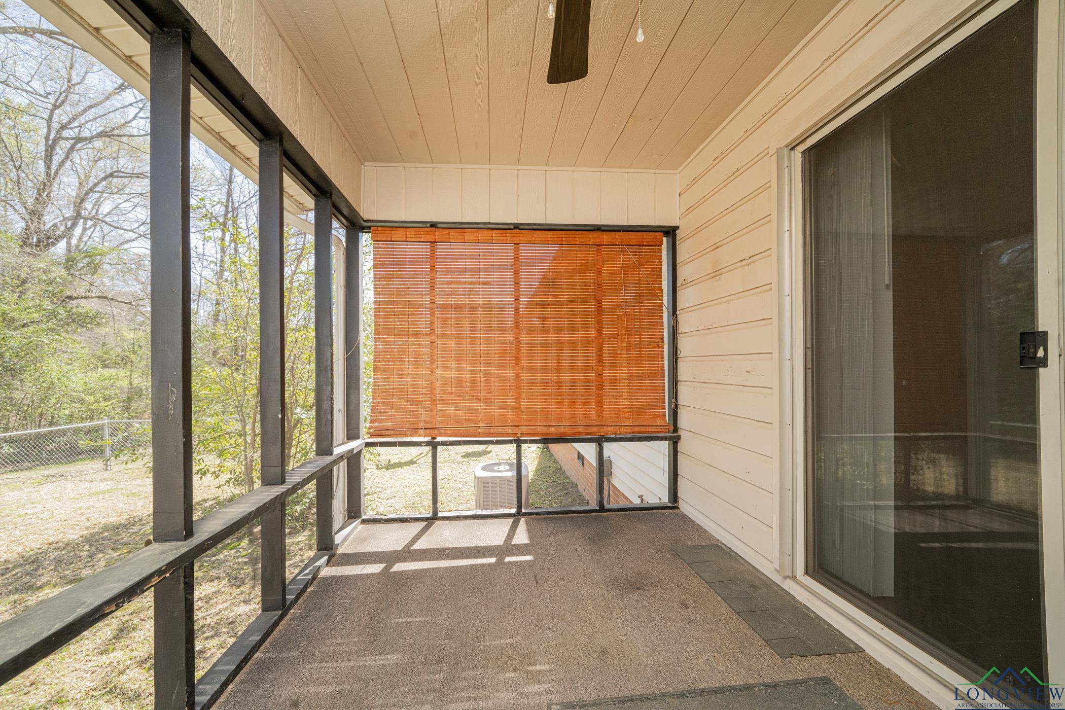 910 Joyce St, Longview, Texas image 16
