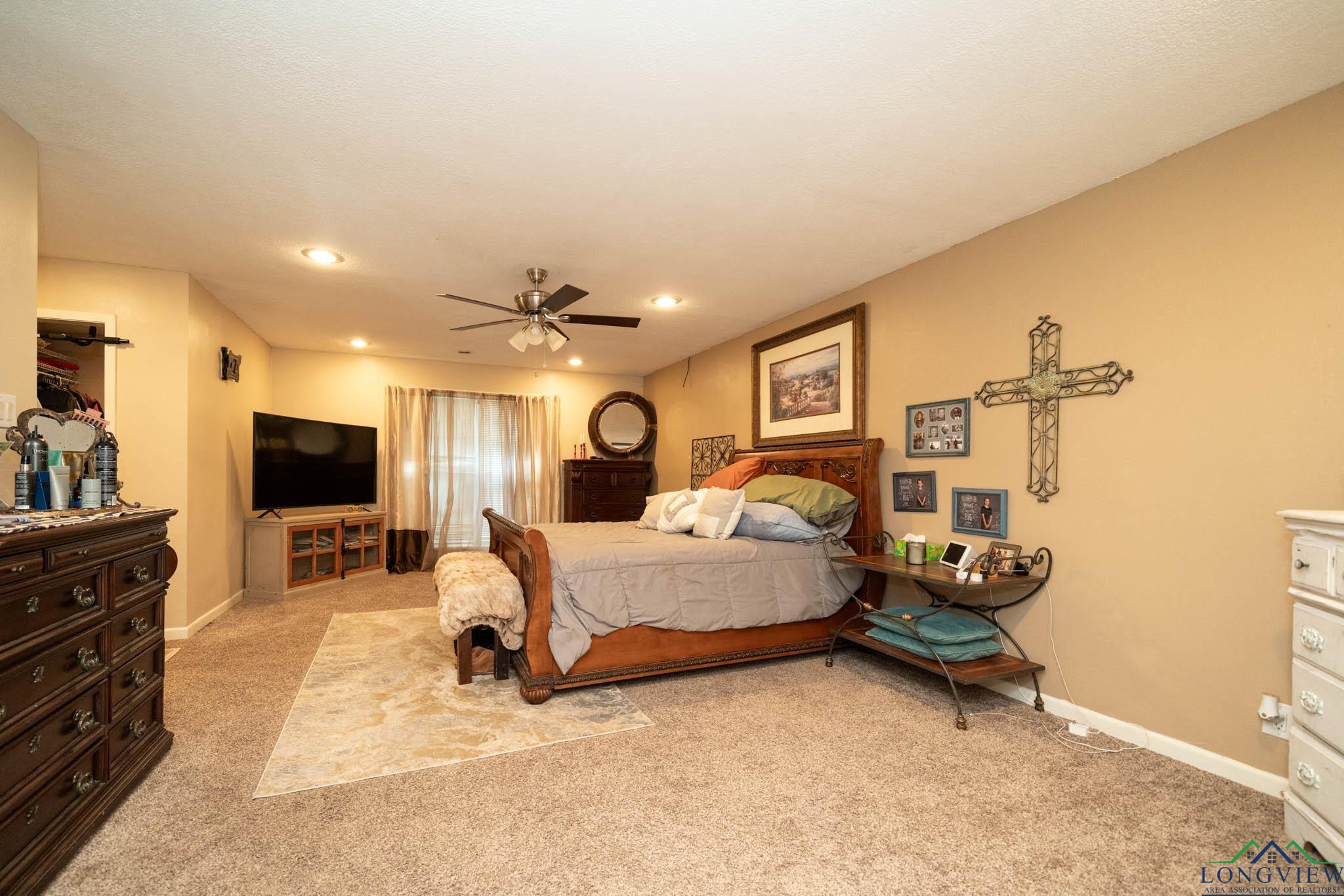 3365 Omie Drive, Longview, Texas image 31