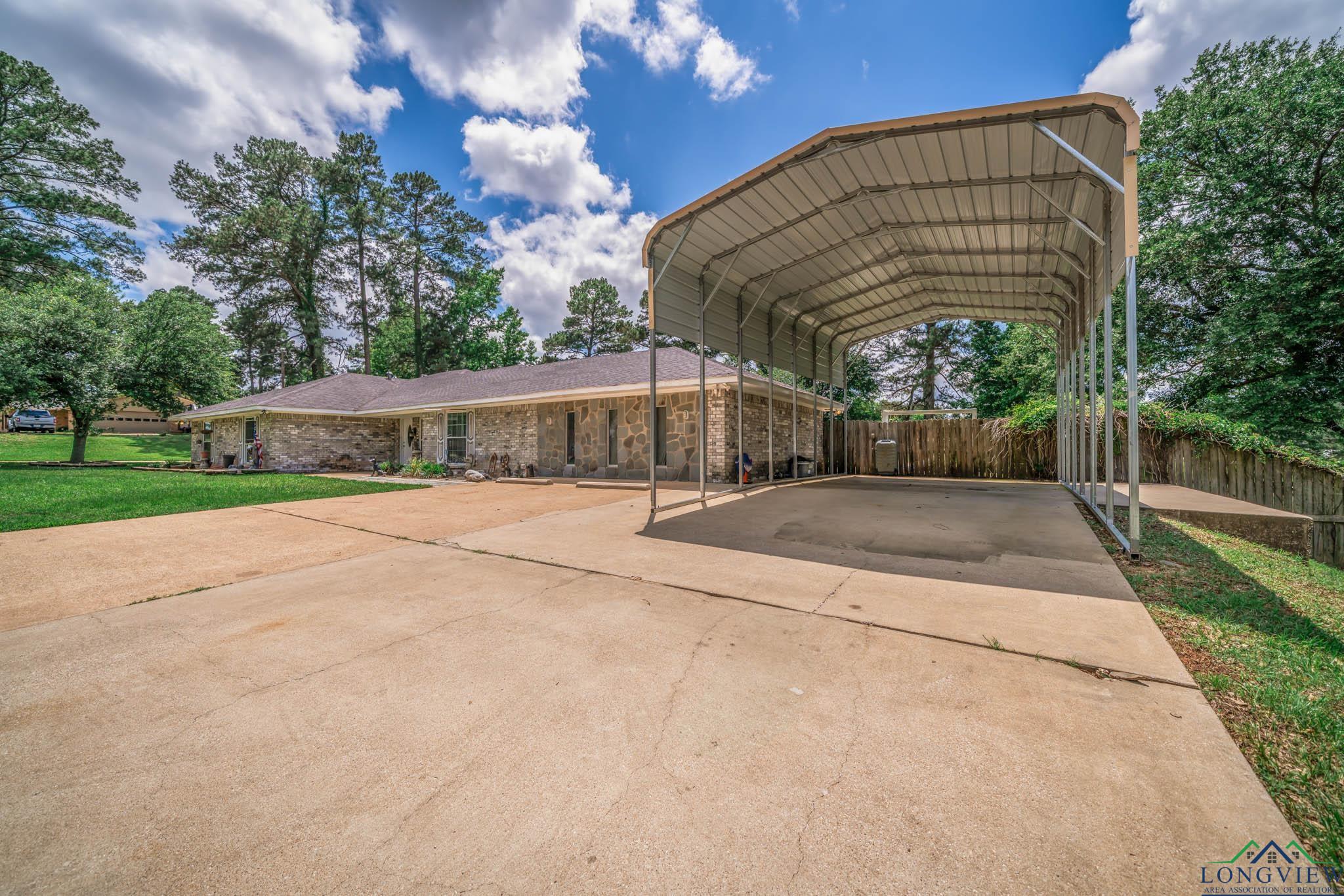 3365 Omie Drive, Longview, Texas image 4