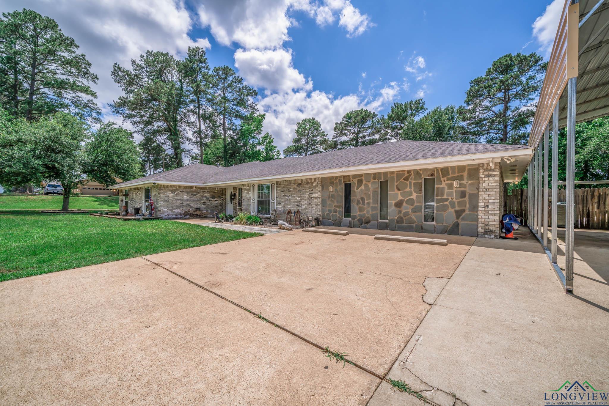 3365 Omie Drive, Longview, Texas image 1