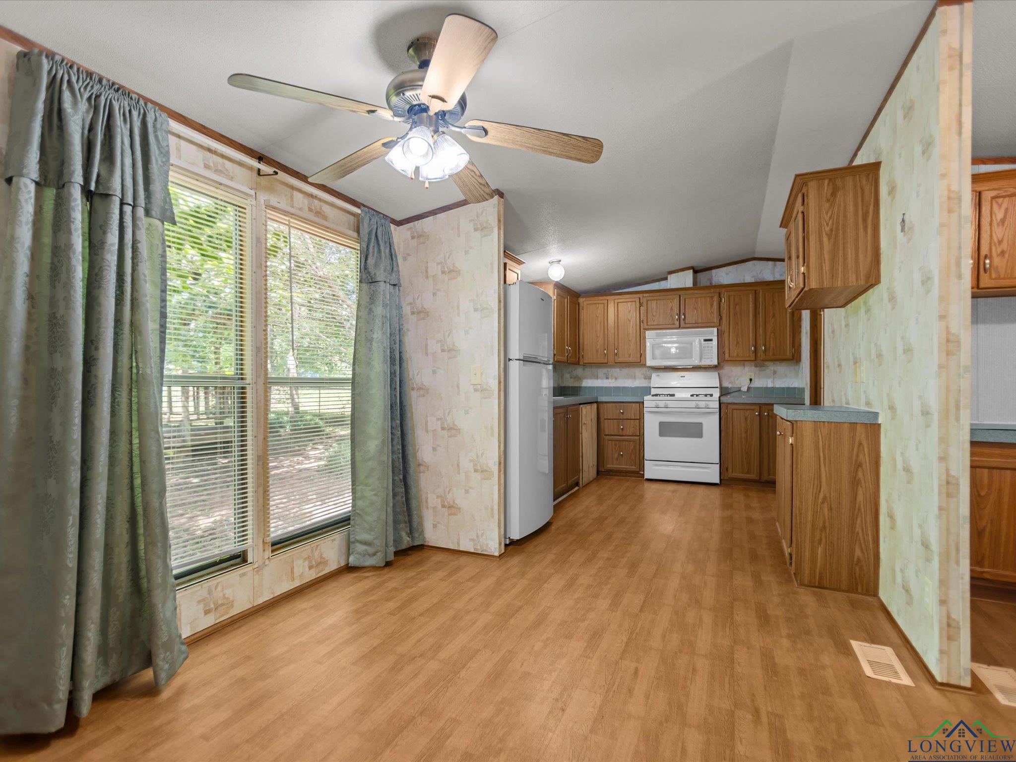 3695 Cr 3411, Jacksonville, Texas image 12