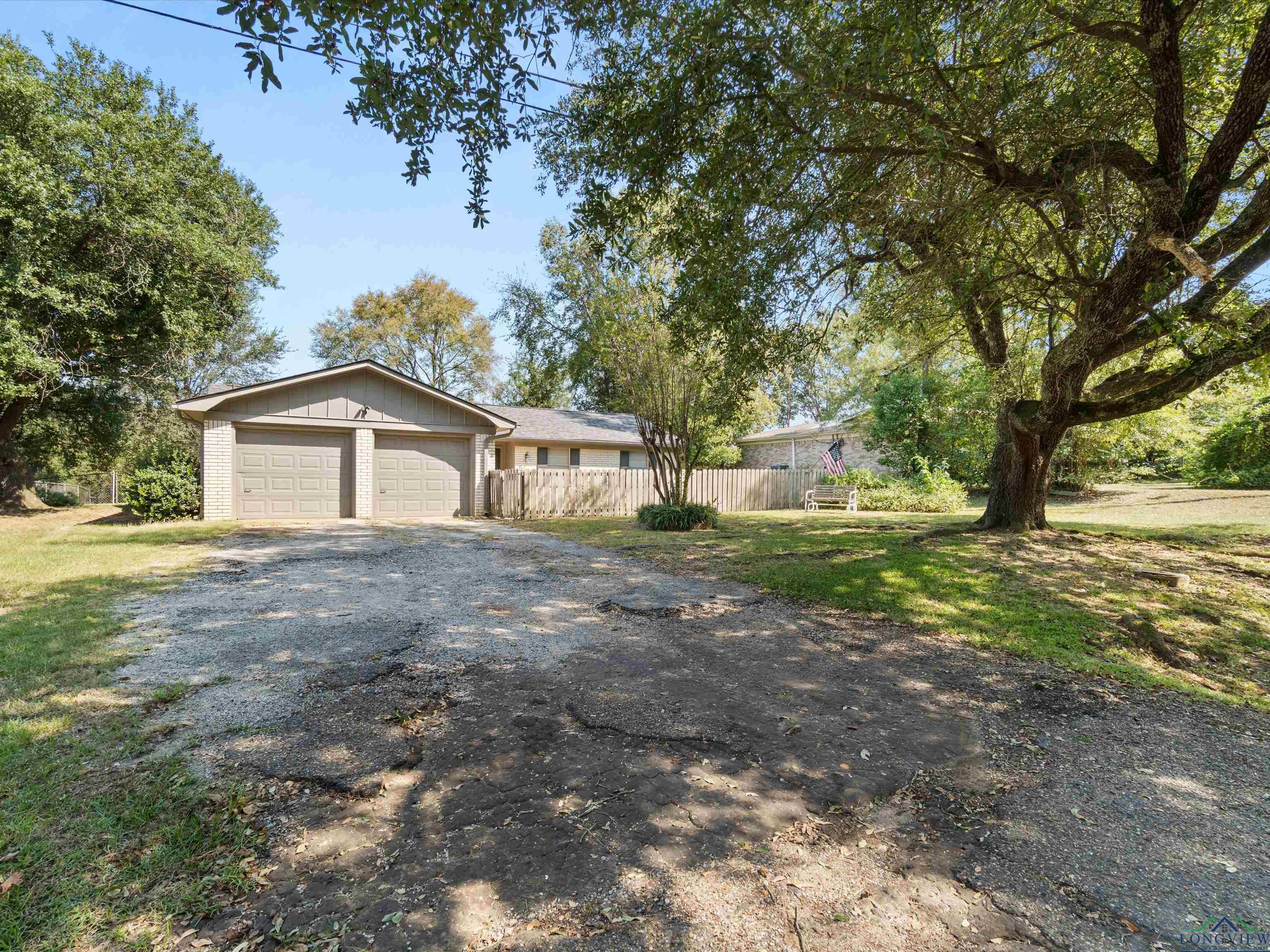 349 S Whatley, Longview, Texas image 2