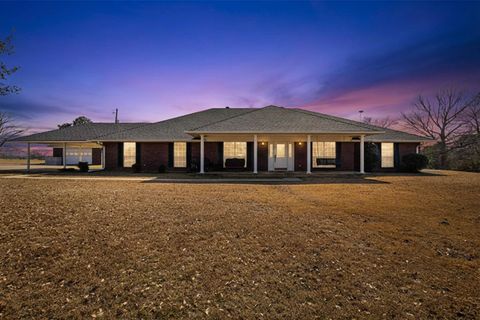 Homes For Sale - 536 E Prospect Rd<br/> Jefferson, TX 75657