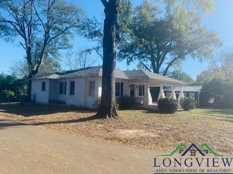 A home in Texarkana