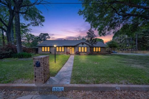 Homes For Sale - 15016 Northwood Dr<br/> Tyler, TX 75703