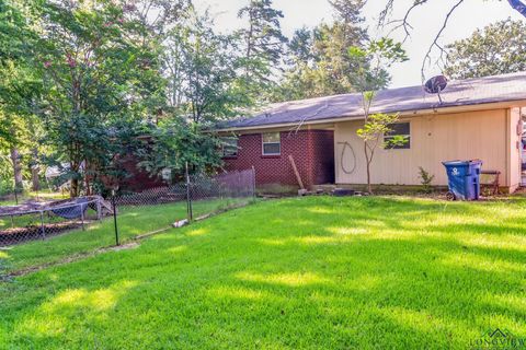 A home in White Oak