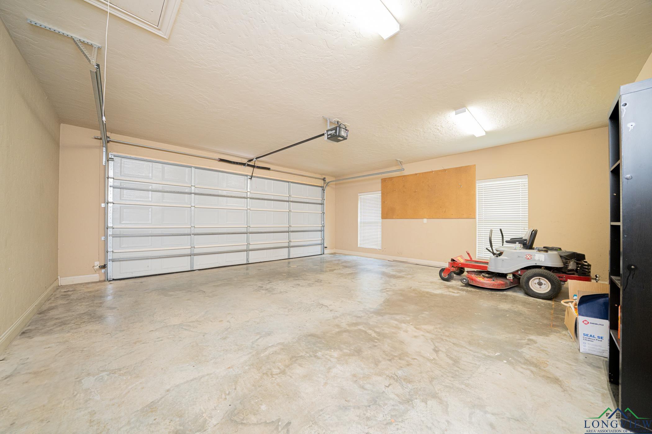 2701 Rosborough Springs Rd, Marshall, Texas image 25