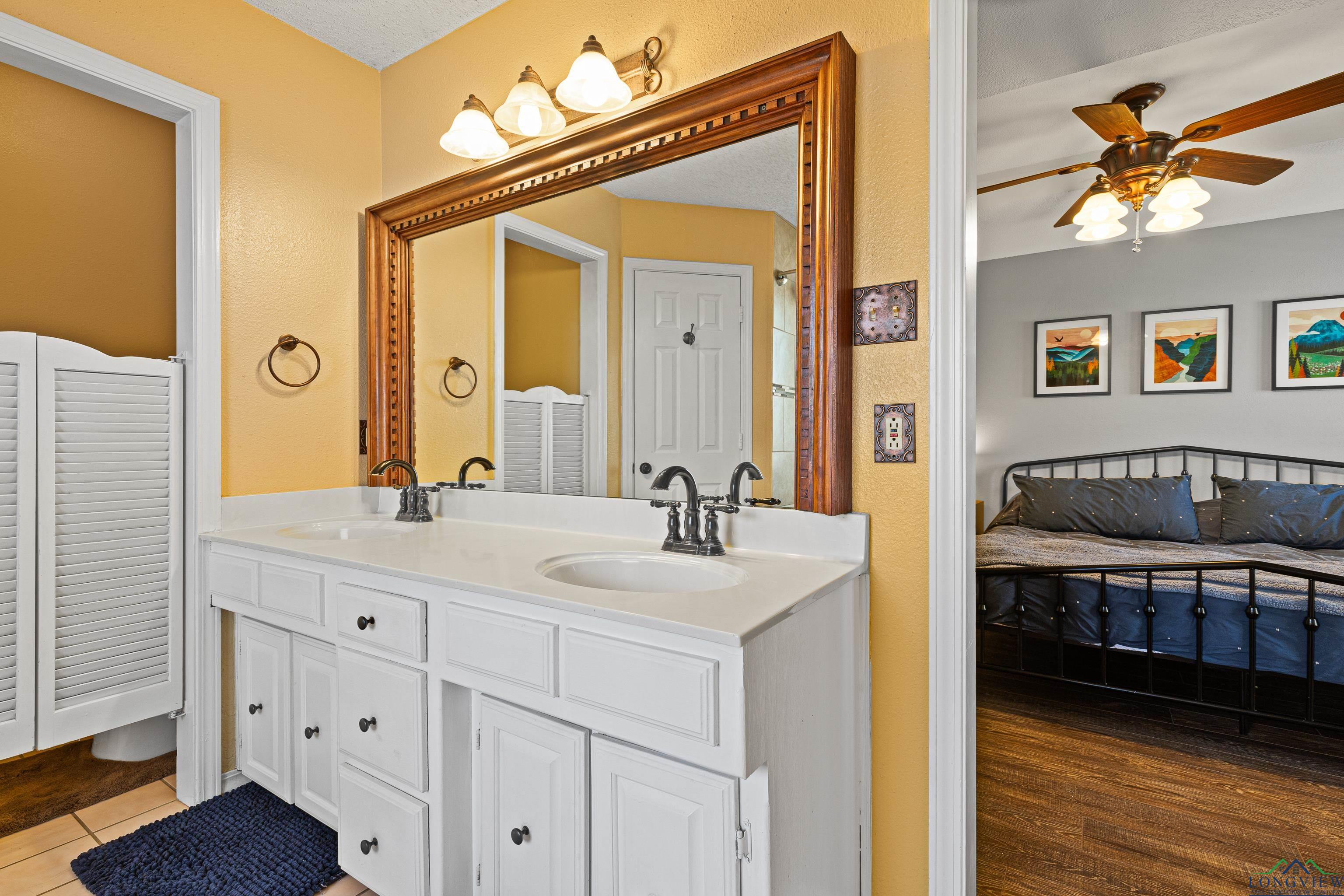 1130 Kensington Ct, Longview, Texas image 32