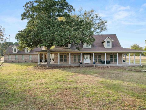 A home in Gilmer