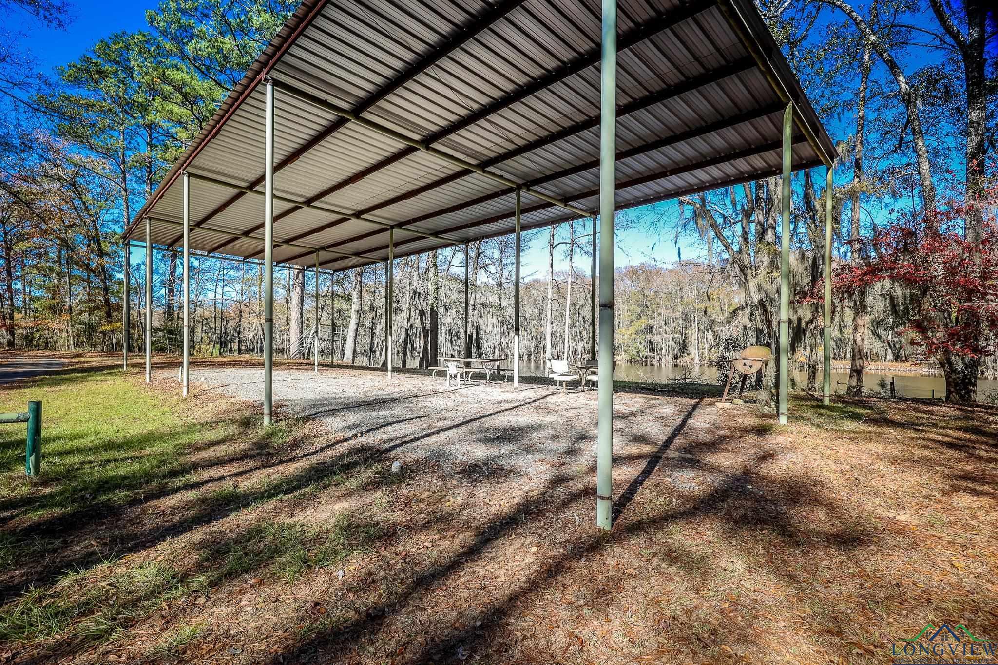 1330 Cooper Lake Rd, Karnack, Texas image 2