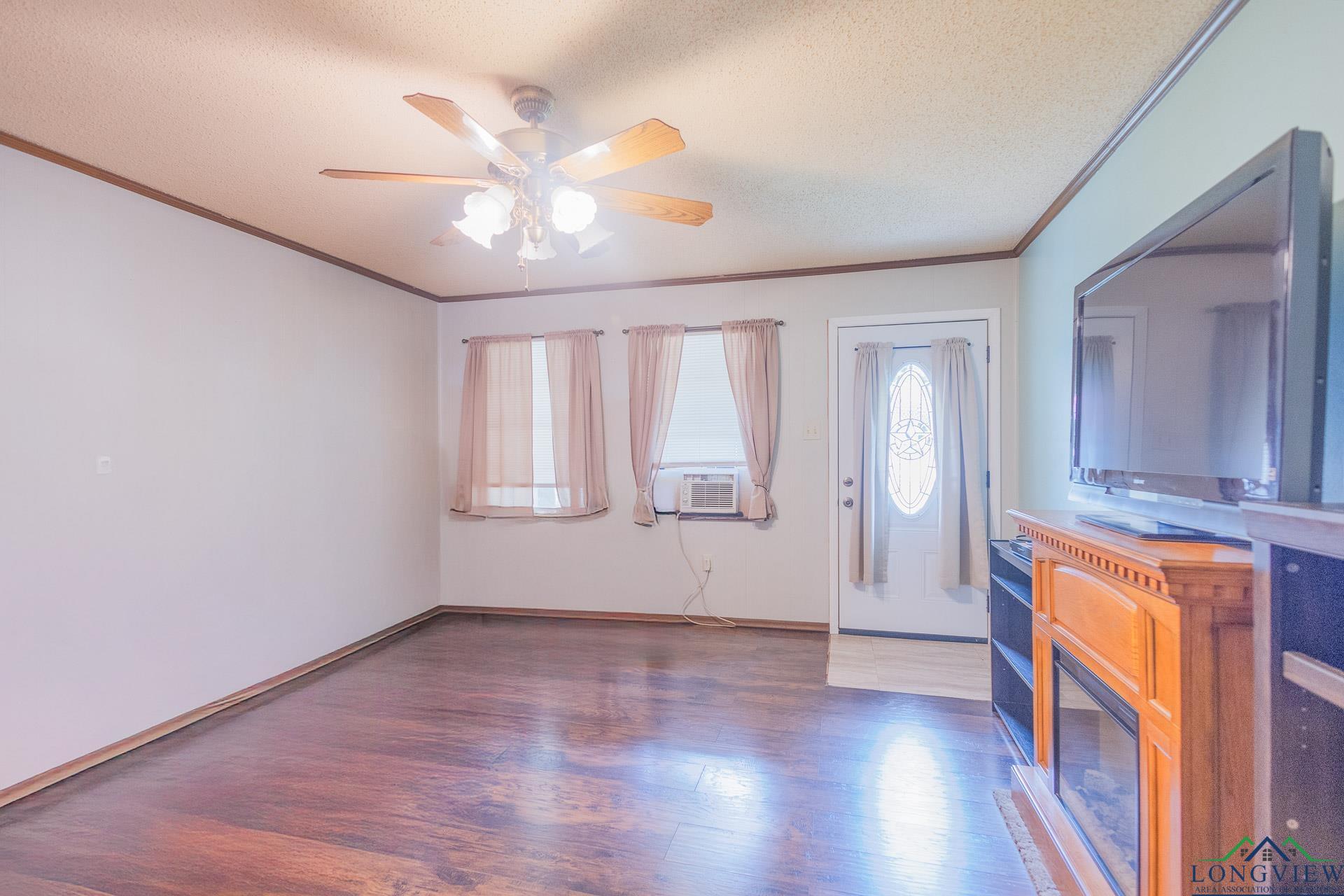 615 Circle Dr, Hallsville, Texas image 3
