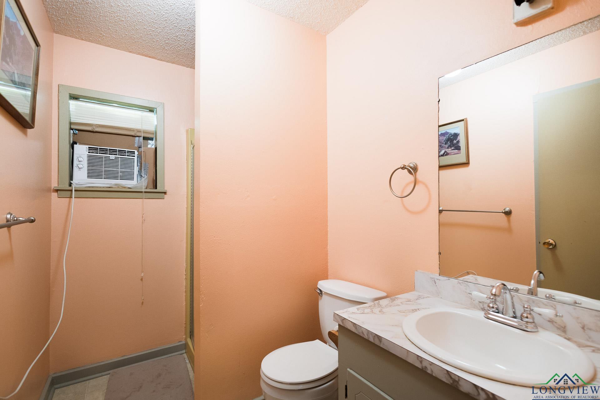 615 Circle Dr, Hallsville, Texas image 10