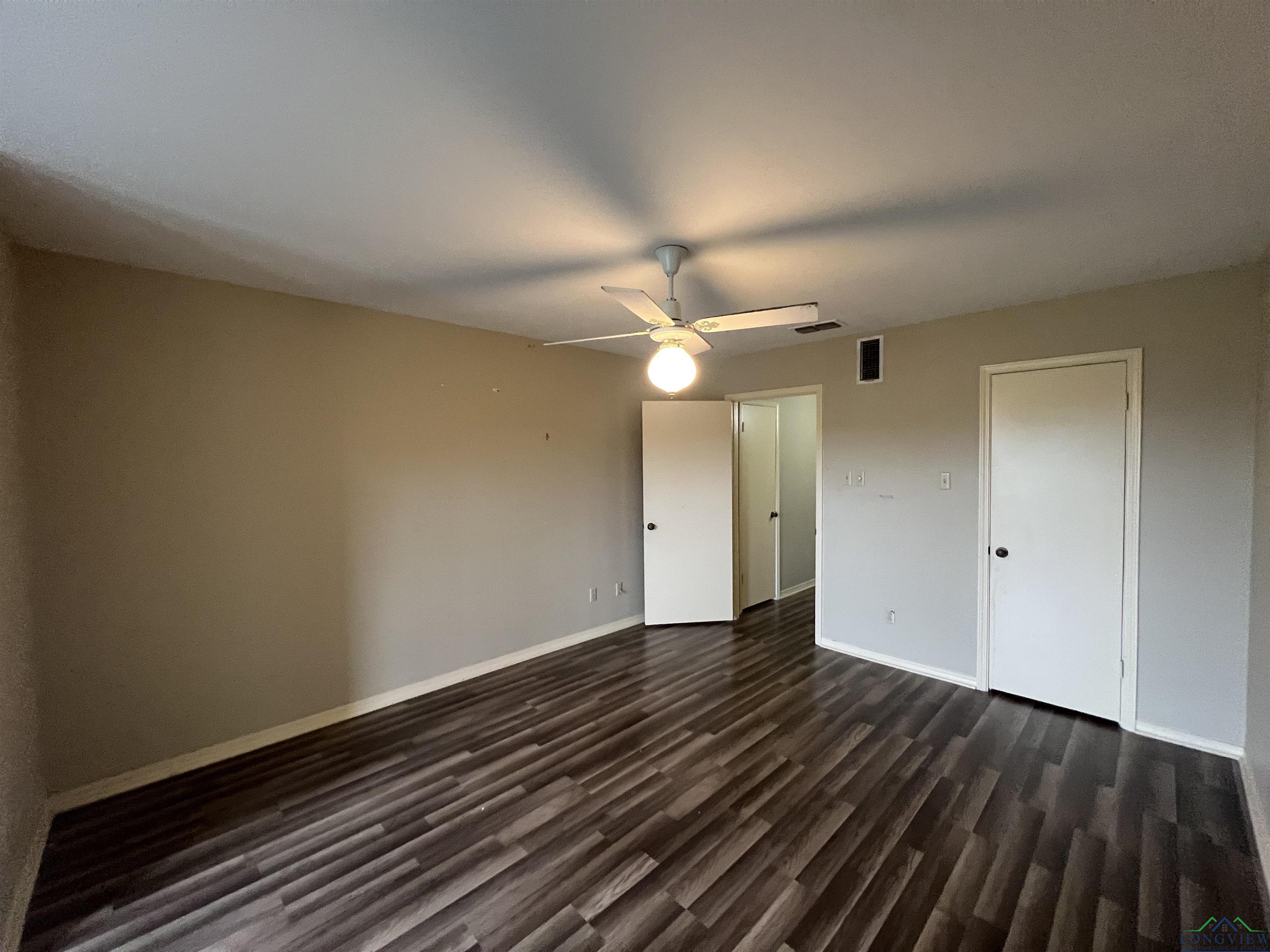 1009 Towne Lake Dr, Longview, Texas image 14