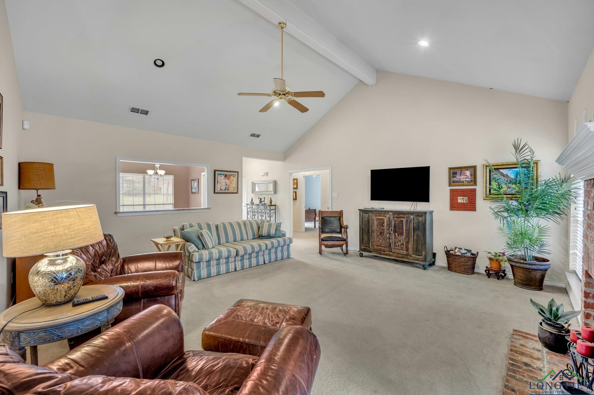 1000 S Camille Dr, Longview, Ohio image 6