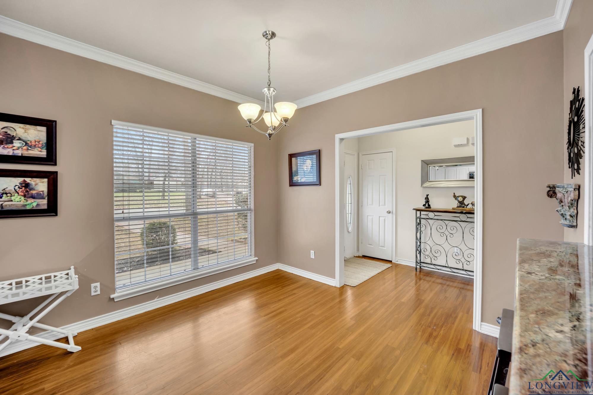 1000 S Camille Dr, Longview, Ohio image 13