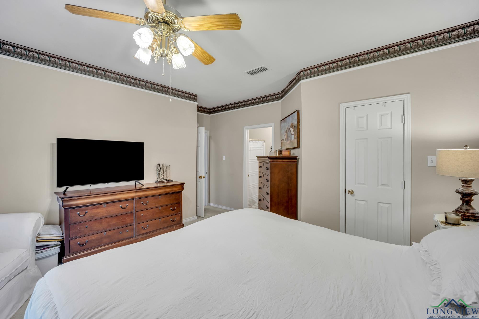 1000 S Camille Dr, Longview, Ohio image 19
