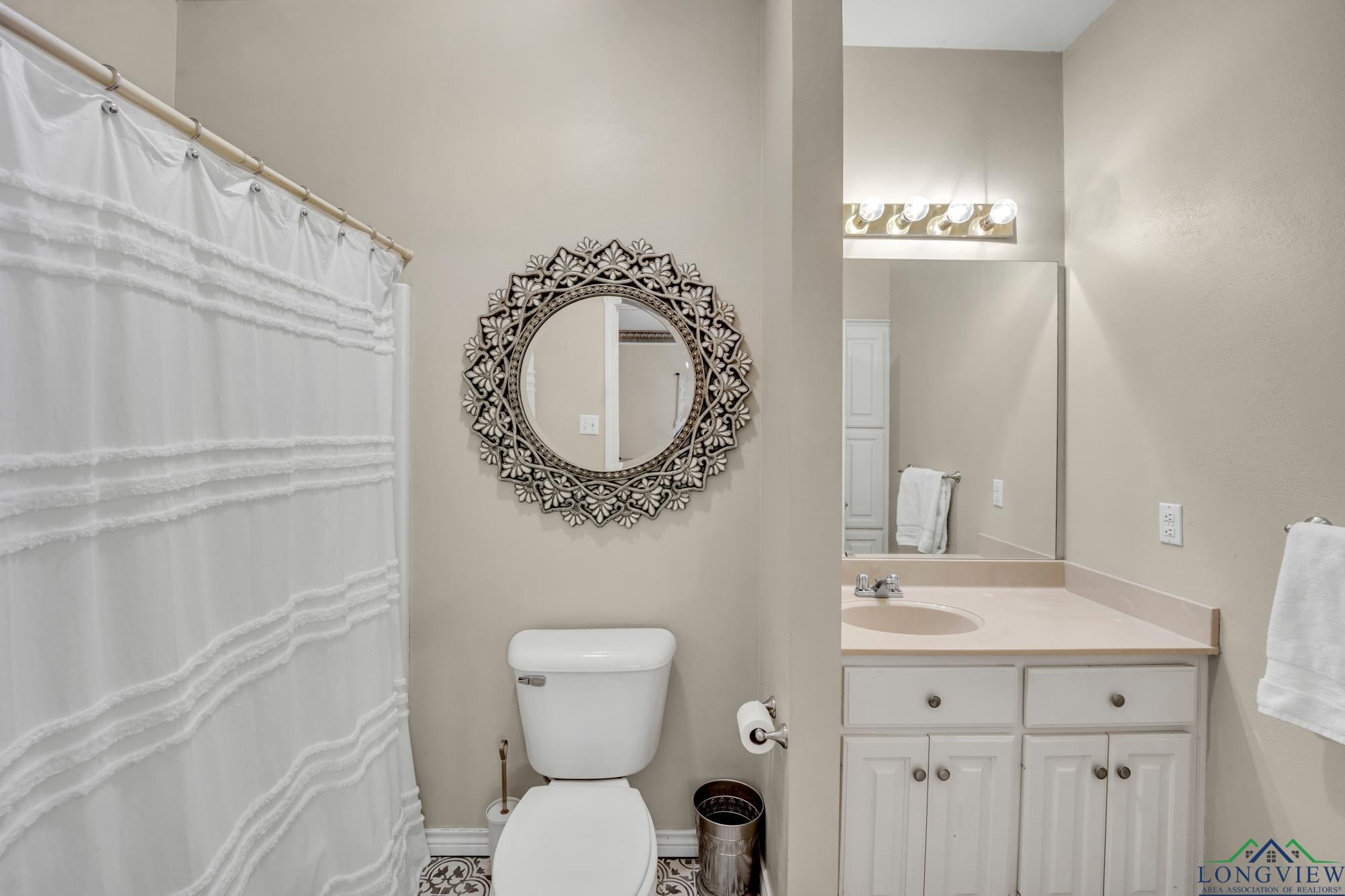 1000 S Camille Dr, Longview, Ohio image 20