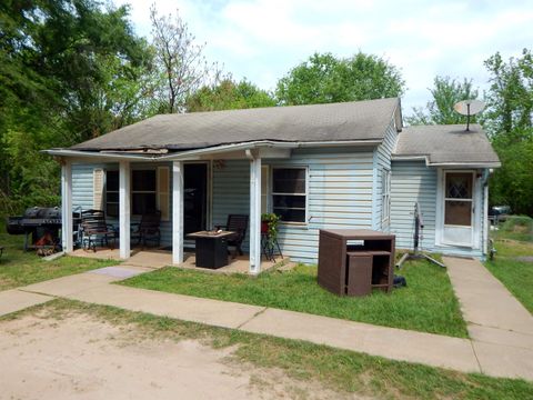 Homes For Sale - 212 Border St<br/> Upshur County, Gilmer, TX 75644