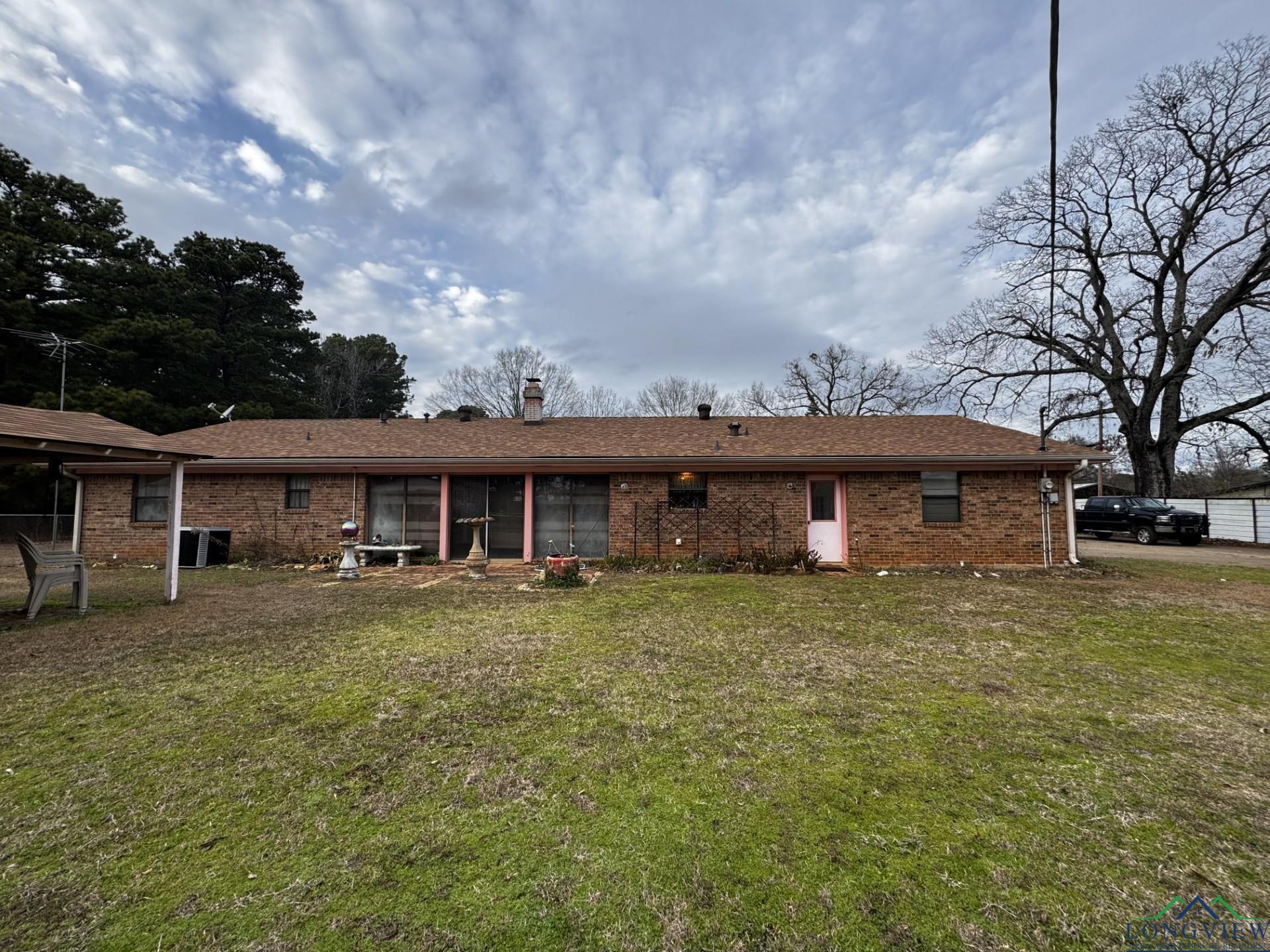407 Country Club Road, Hallsville, New Mexico image 4