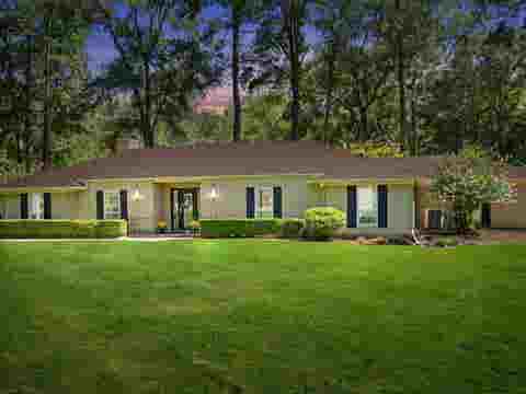 Homes For Sale - 405 Sandy Ln<br/> Rusk County, Henderson, TX 75652