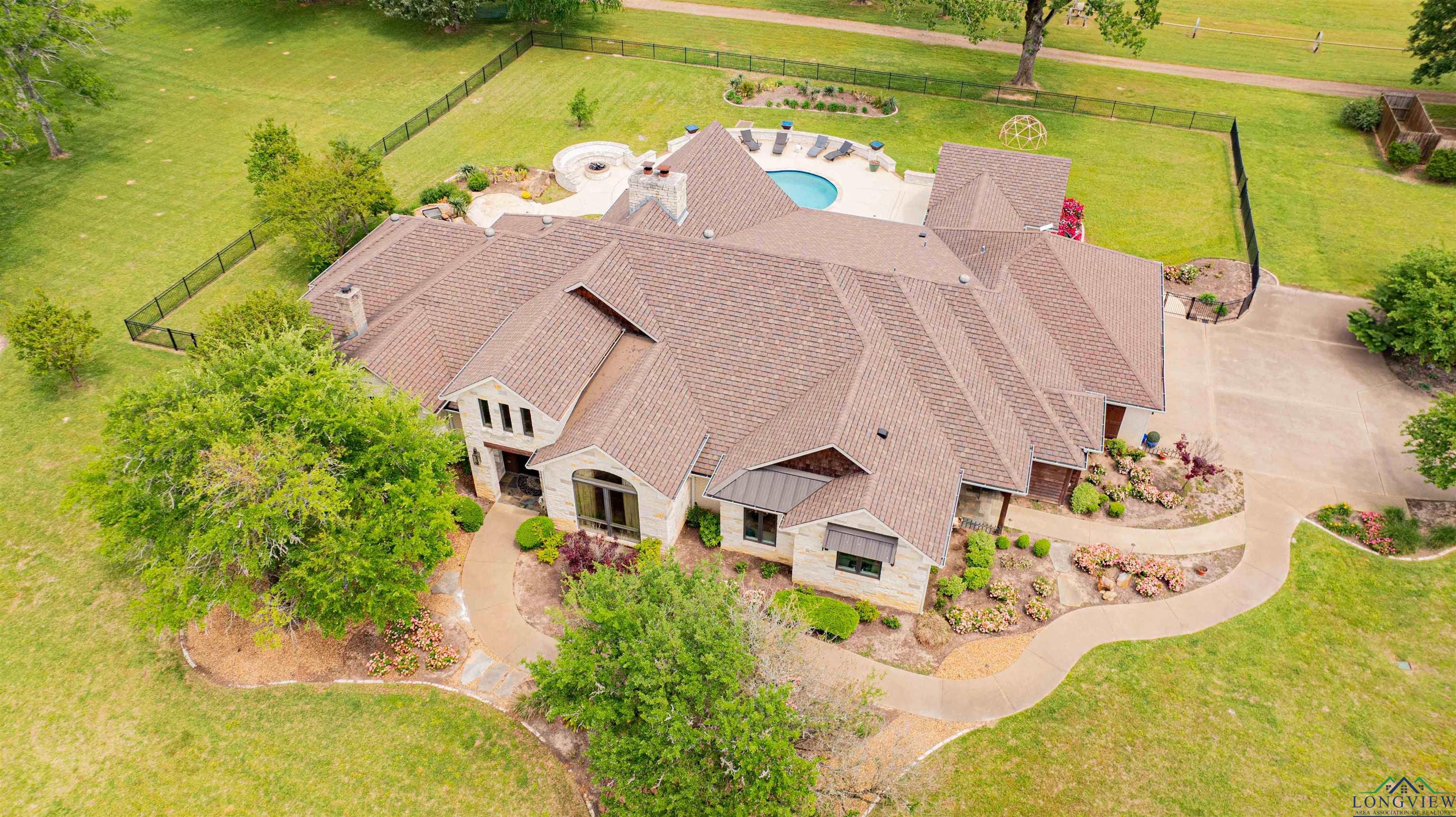 273 Fm 2276, Kilgore, Texas image 2
