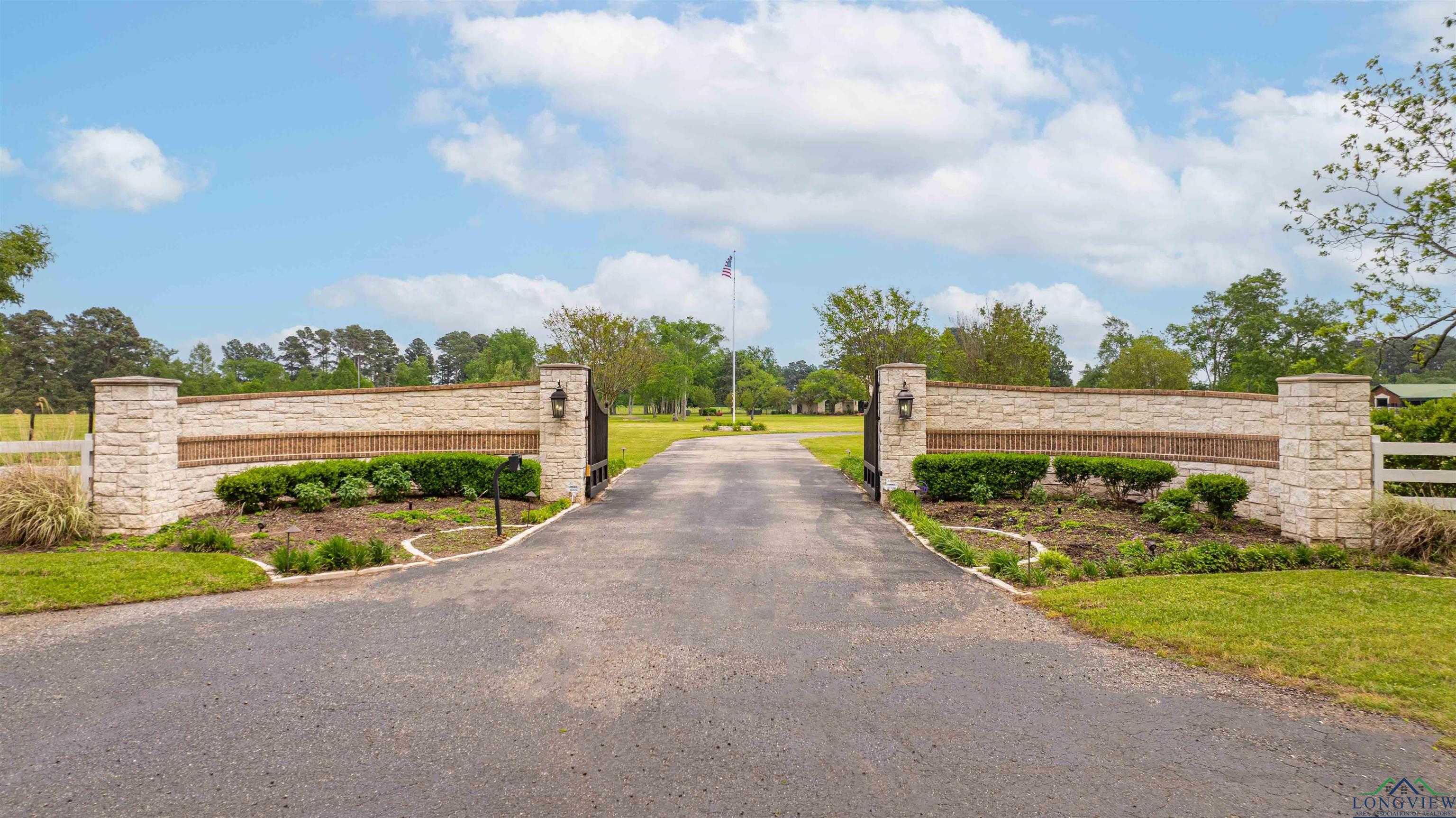 273 Fm 2276, Kilgore, Texas image 47
