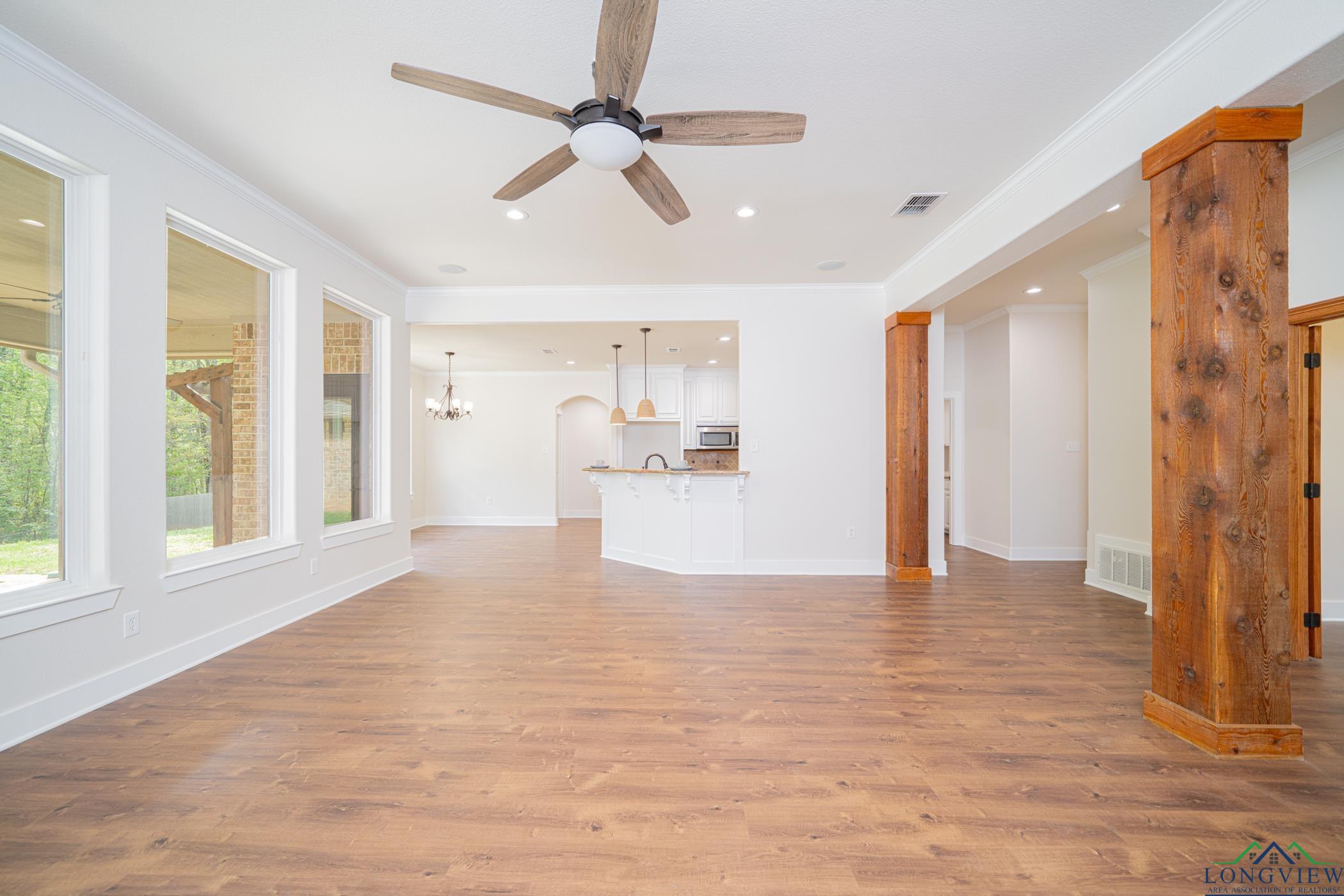 320 Fox Glove Ln, Longview, Texas image 3