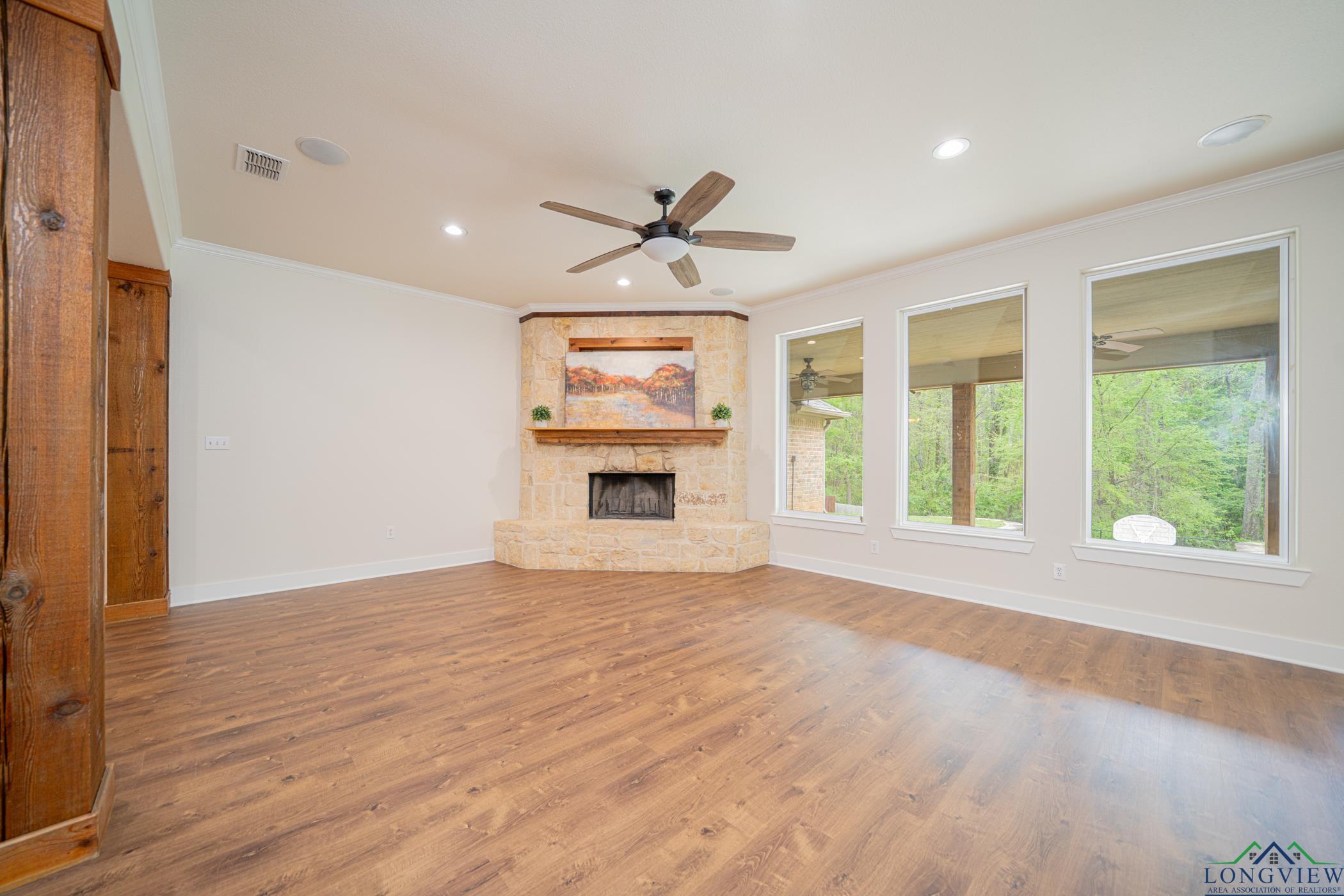 320 Fox Glove Ln, Longview, Texas image 5