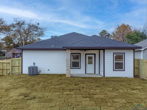 A home in Longview