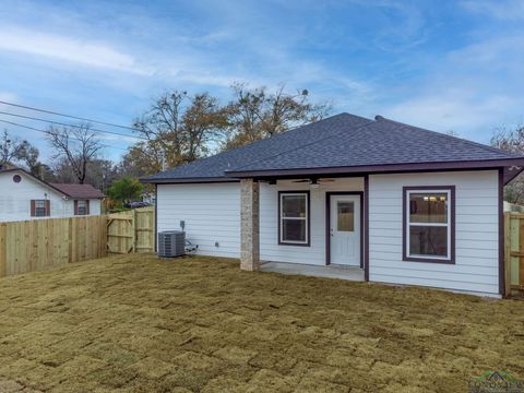 A home in Longview