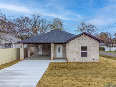 A home in Longview