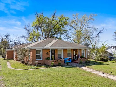 Homes For Sale - 290 Lynch Street<br/> Wood County, Hawkins, TX 75765