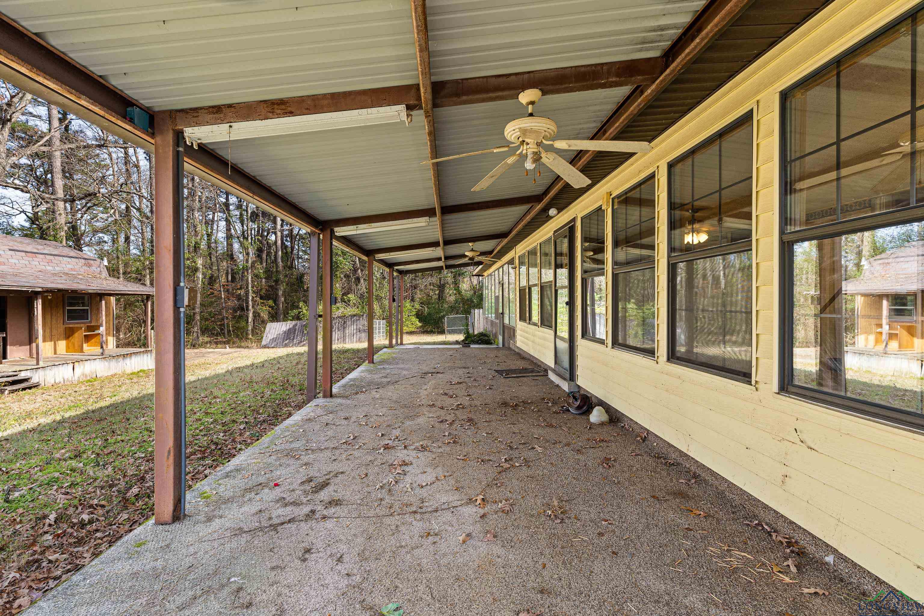 605 E Lynnwood Ln, Longview, California image 9