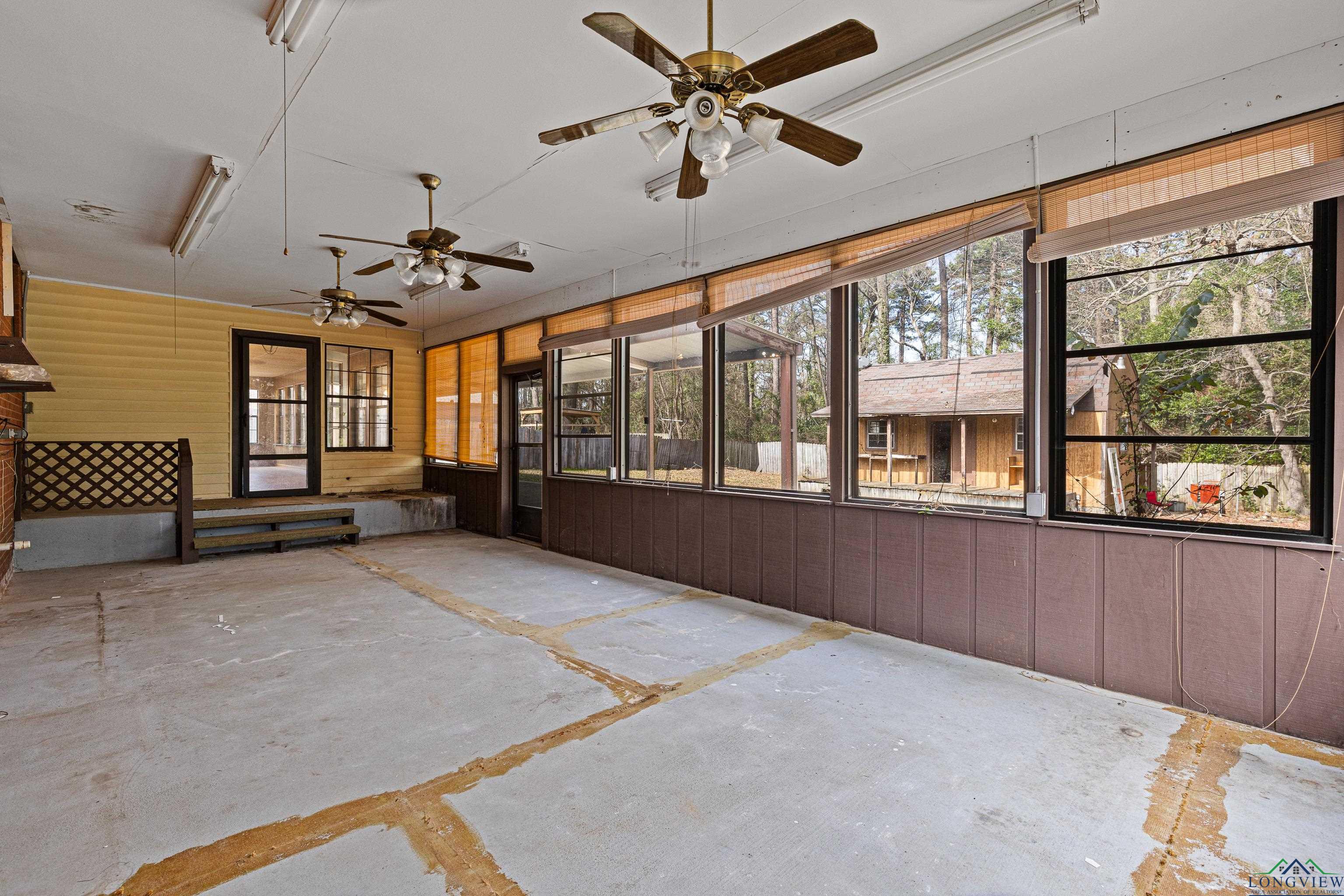 605 E Lynnwood Ln, Longview, California image 13