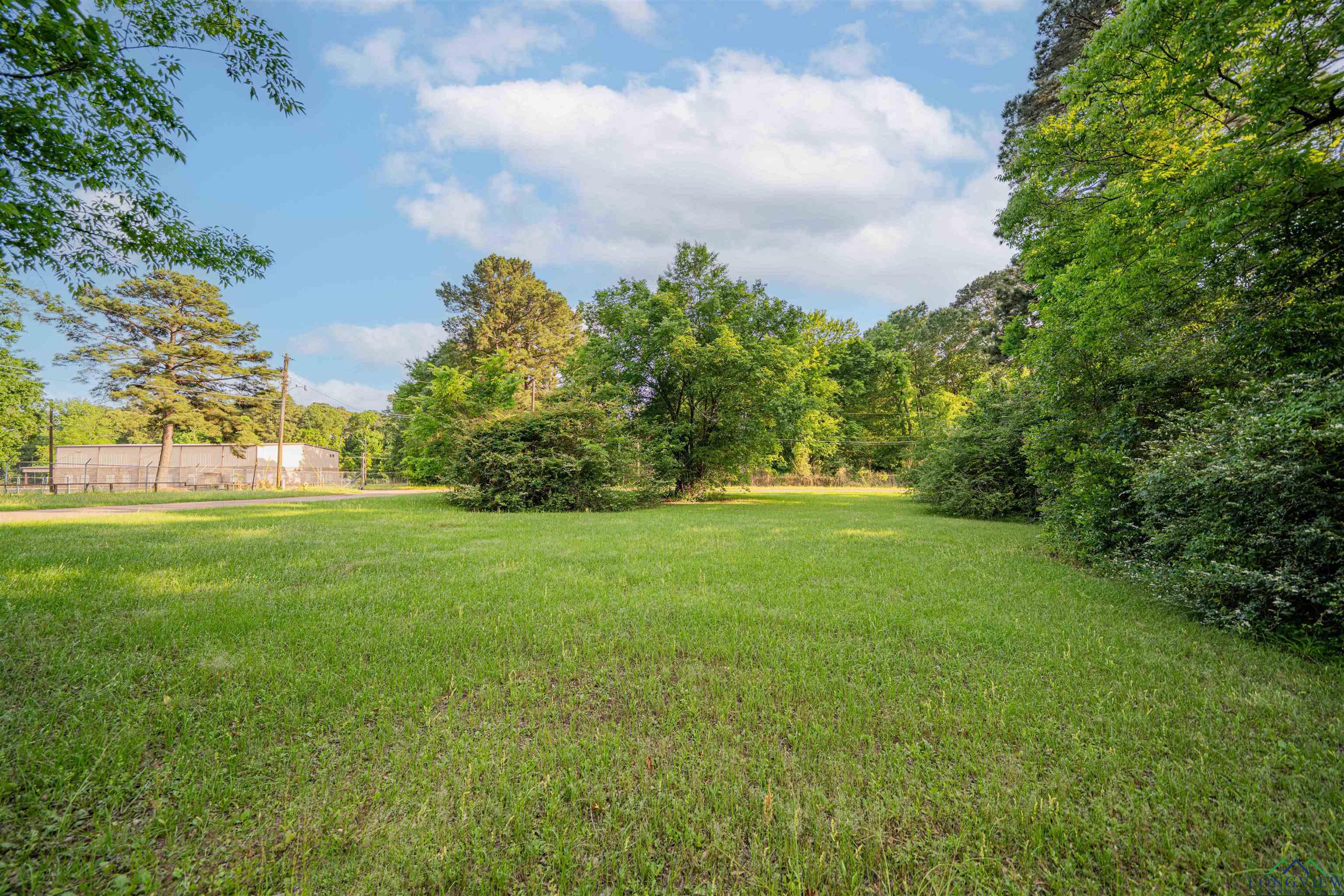 2609-2611 S Fourteenth St, Longview, Texas image 2