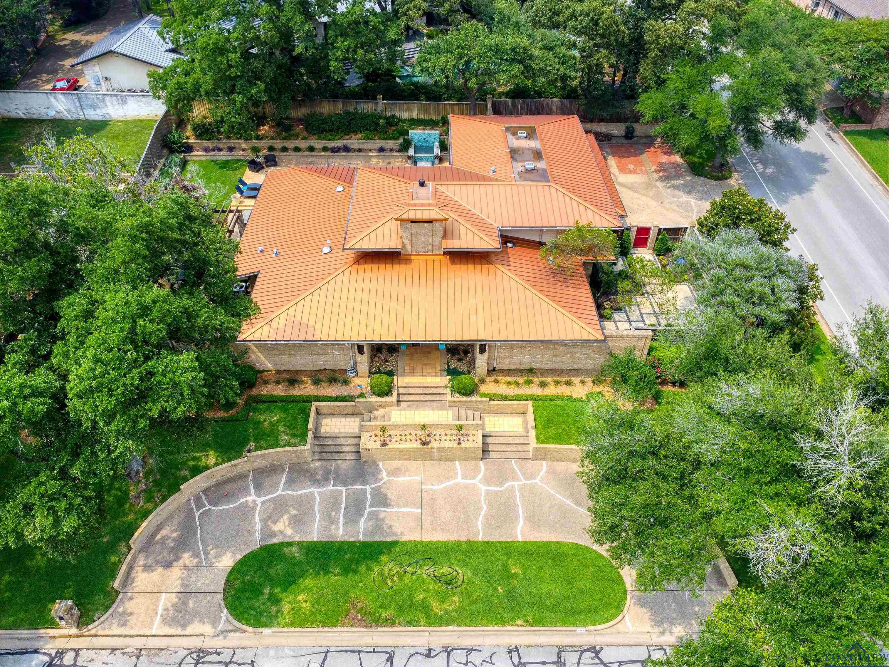 701 Woodland Hills Dr, Tyler, Texas image 4
