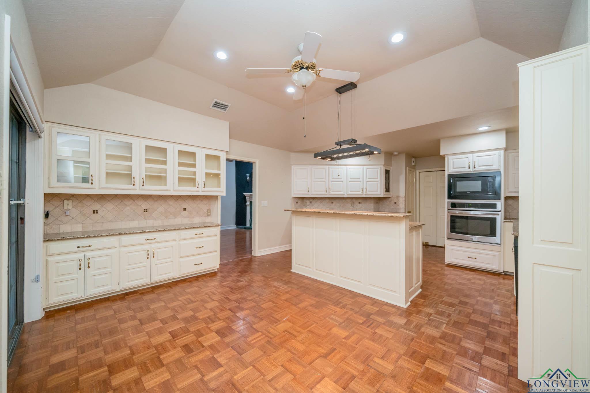 315 Tealwood Dr, Longview, Texas image 18