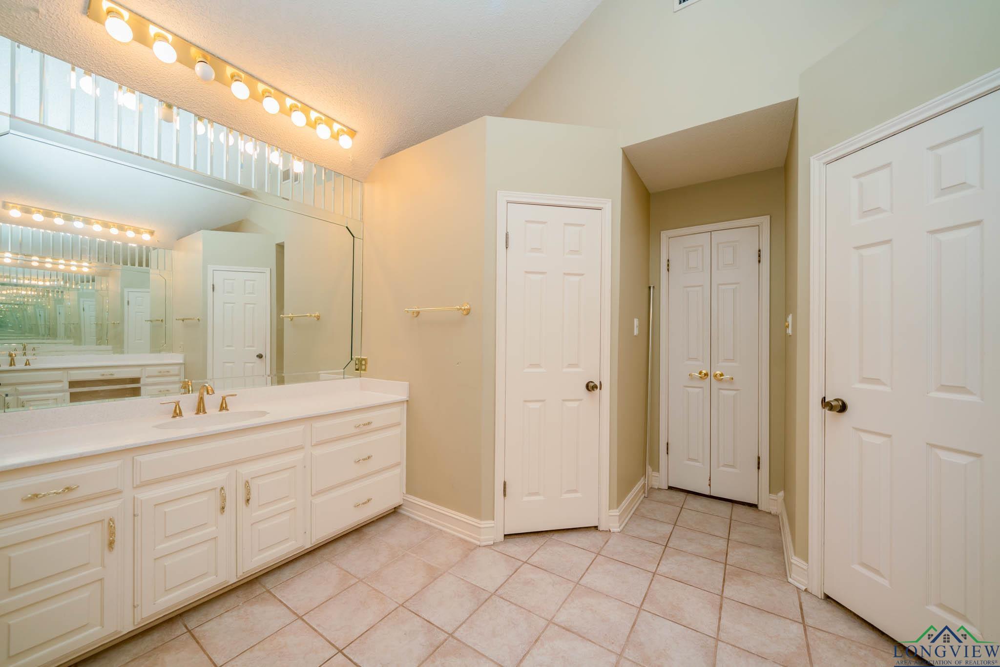315 Tealwood Dr, Longview, Texas image 29