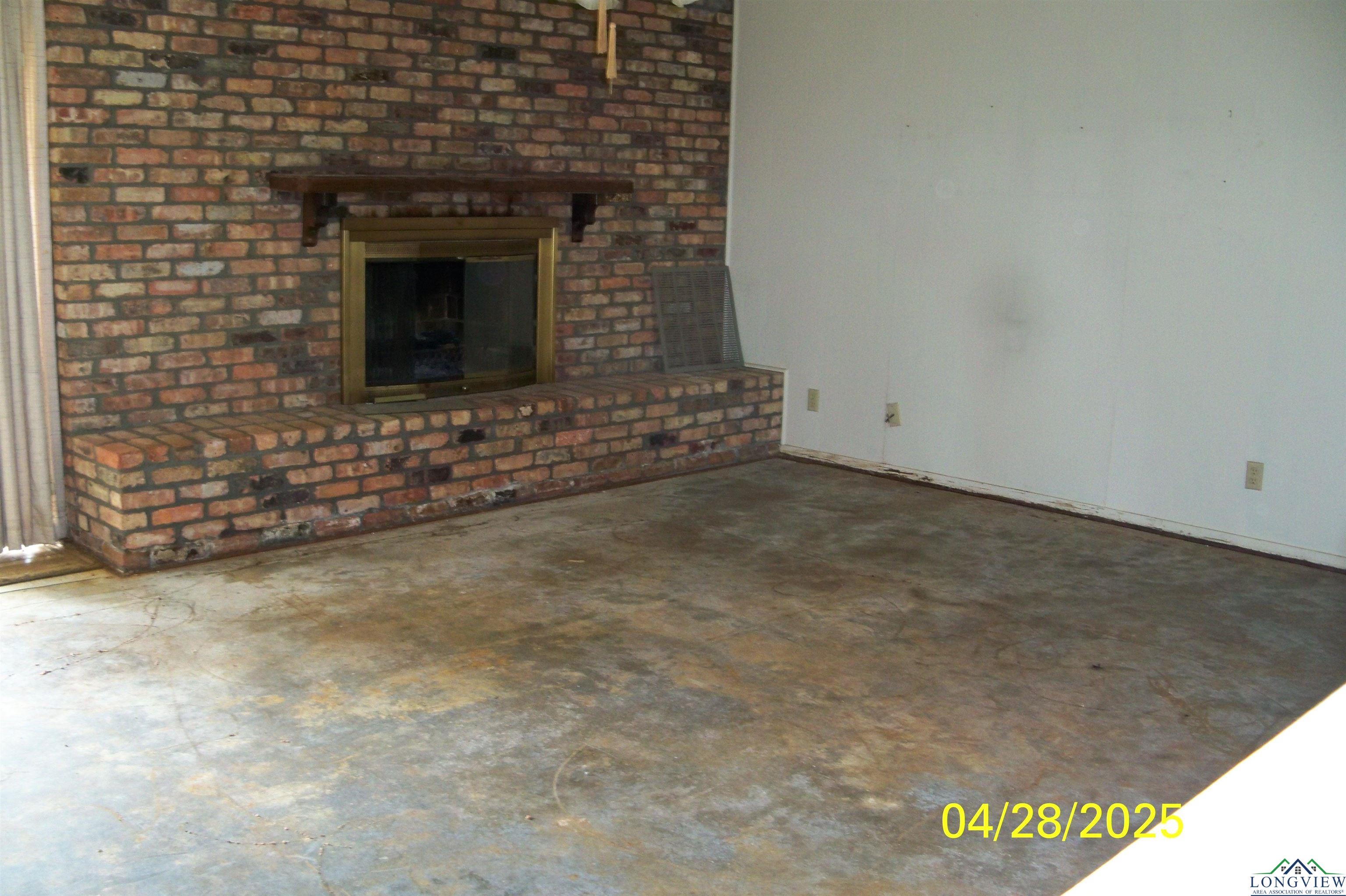 2216 Pinecrest Dr, Gladewater, Texas image 11