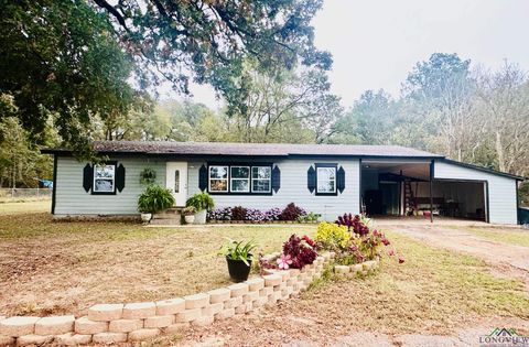 A home in Overton