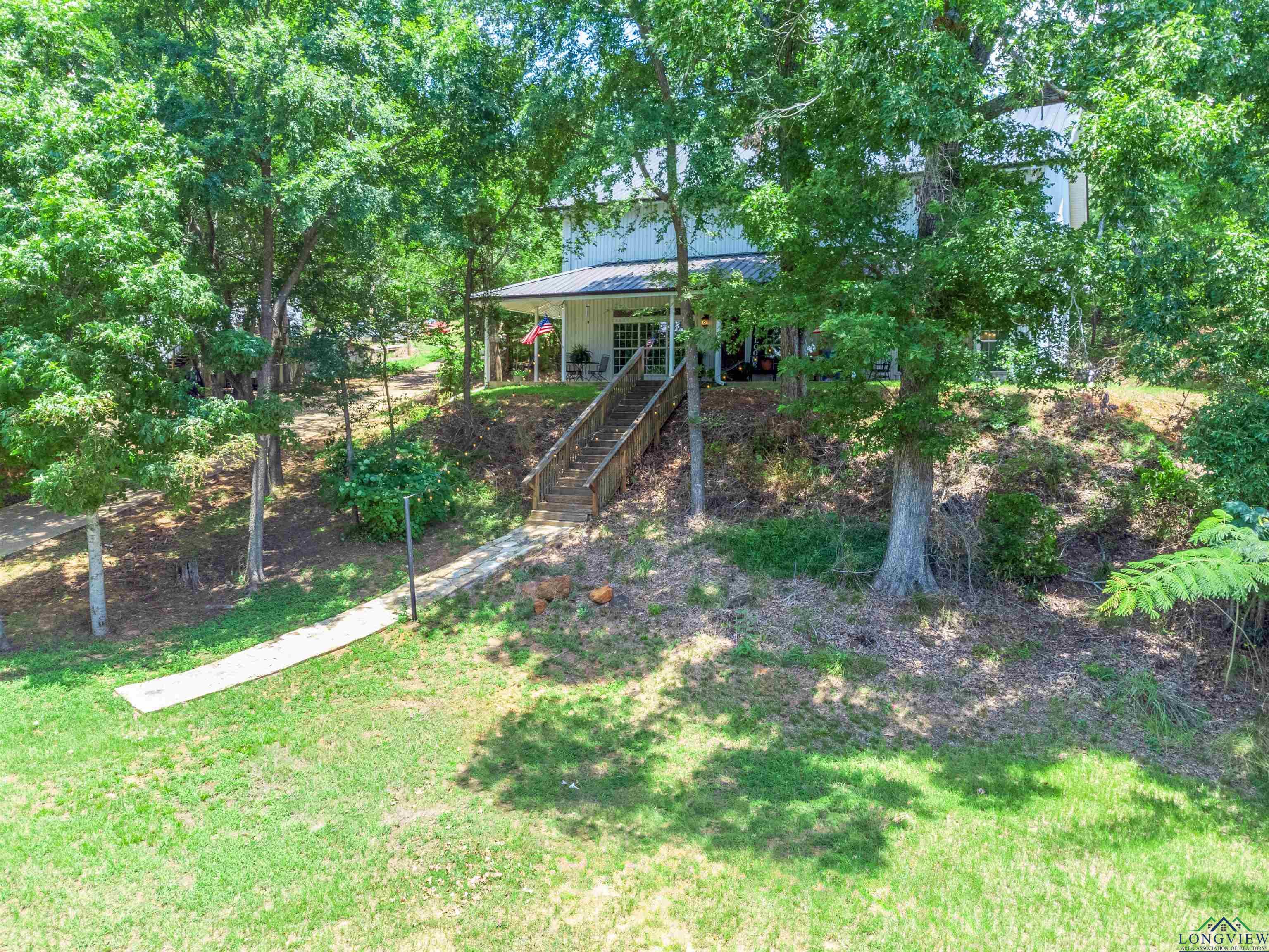 5175 E Lake Dr, Gladewater, Texas image 32