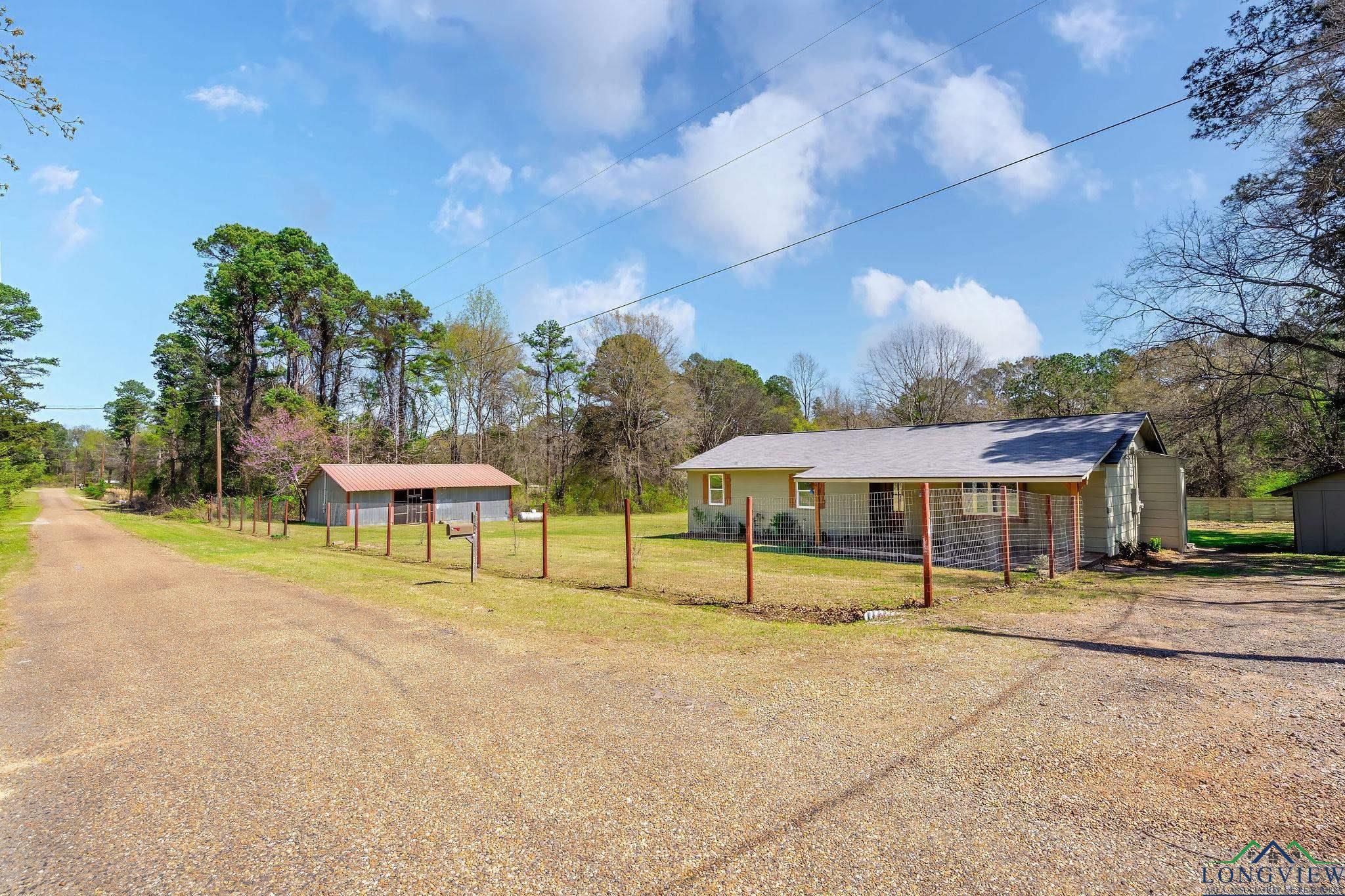 135 County Road 1105, Daingerfield, Texas image 25