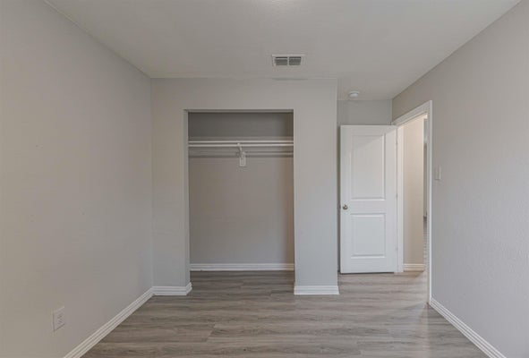 1117 E BIRDSONG ST, LONGVIEW, TX 75602 - Image d8d85b7764a08dda869596293b196e19/3606827519