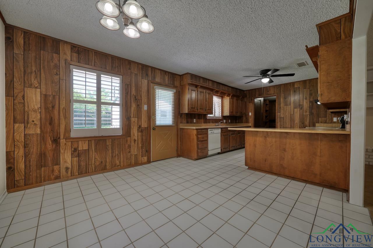 612 Rosemary St, Quitman, Texas image 12