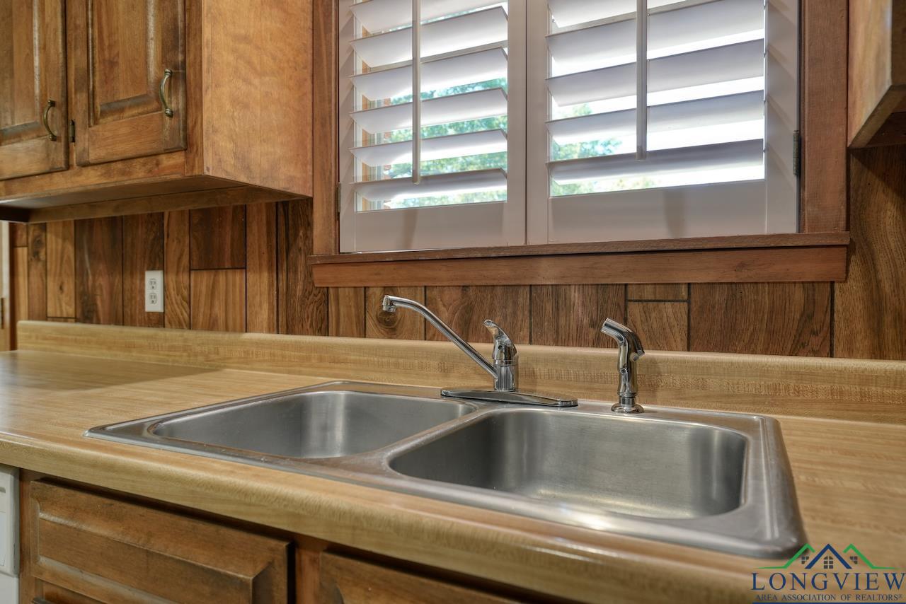 612 Rosemary St, Quitman, Texas image 23