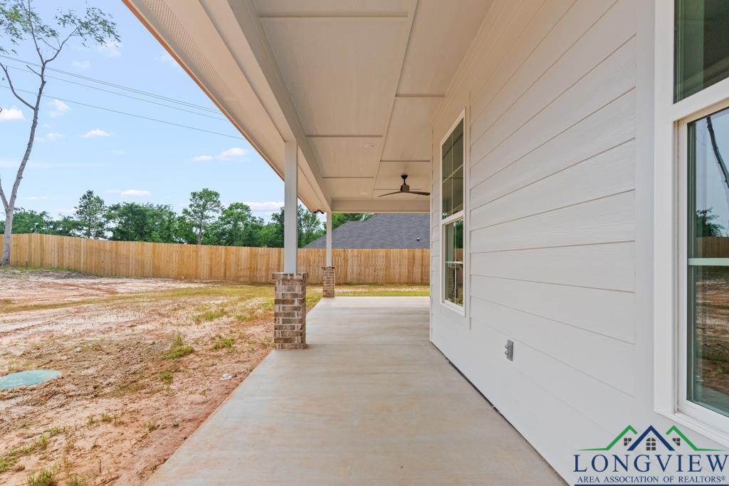 18454 County Road 3186, Winona, Texas image 31