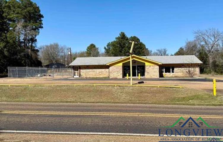 8950 Fm 729, Avinger, Texas image 3