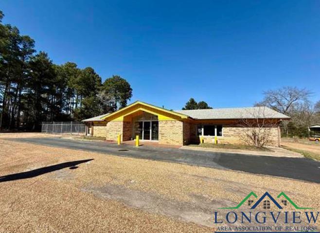 8950 Fm 729, Avinger, Texas image 1